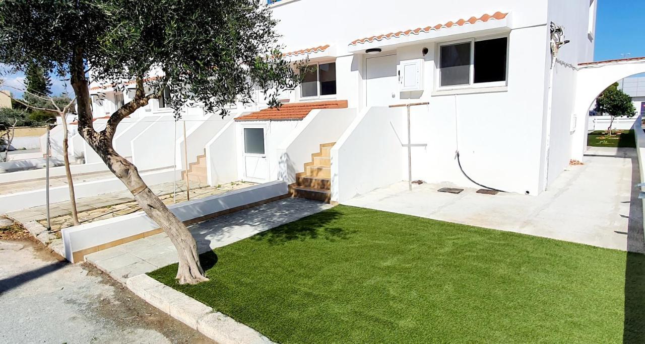Fig Tree Beach Houses In The Heart Of Protaras Esterno foto